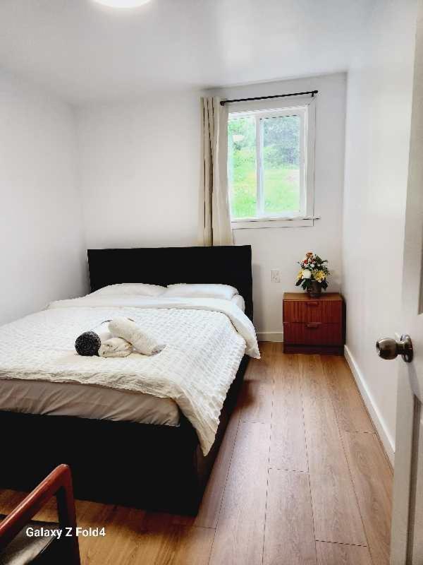 Beautiful Maple Ridge Farm Cabin Unit A Exterior foto